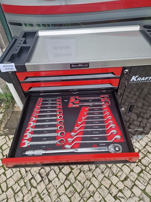 Carrinho de ferramenta de 7 gavetas  completas novo