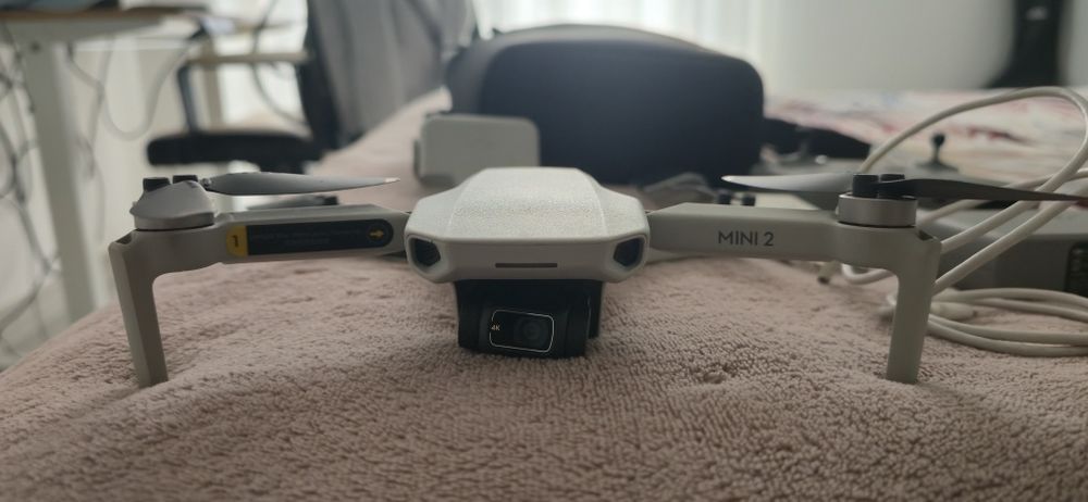 DJI Mini 2 Combo + Malas