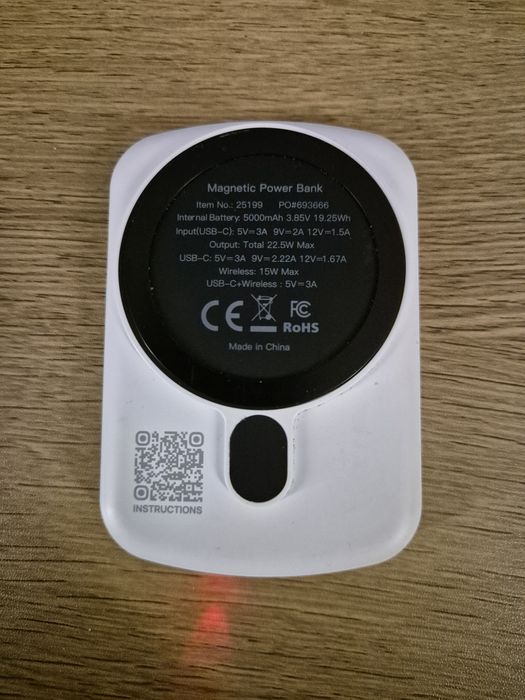 Powerbank 5000mAh szybki ładowanie indukcyjne