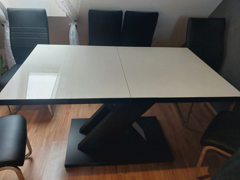 Sprzedam stół I 6 krzeseł