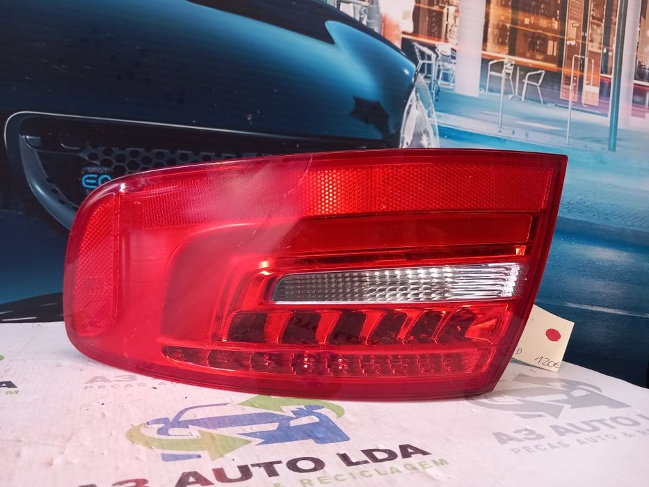 Farolim direito Audi A4