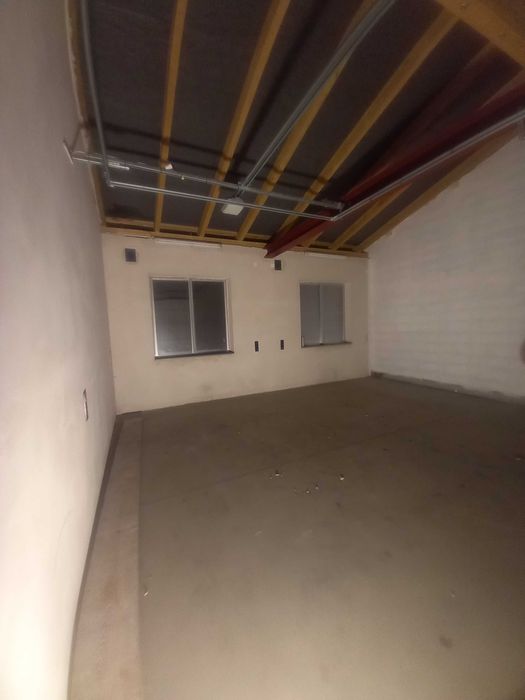 Garaż na dwa auta, Piaskowa Góra Wałbrzych ,  wysoki i pojemny