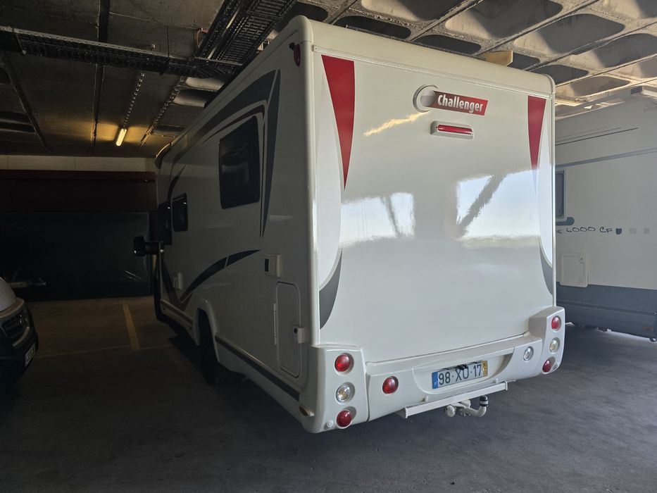 Autocaravana Perfilada  Challenger 398 Eb Genessis 2015