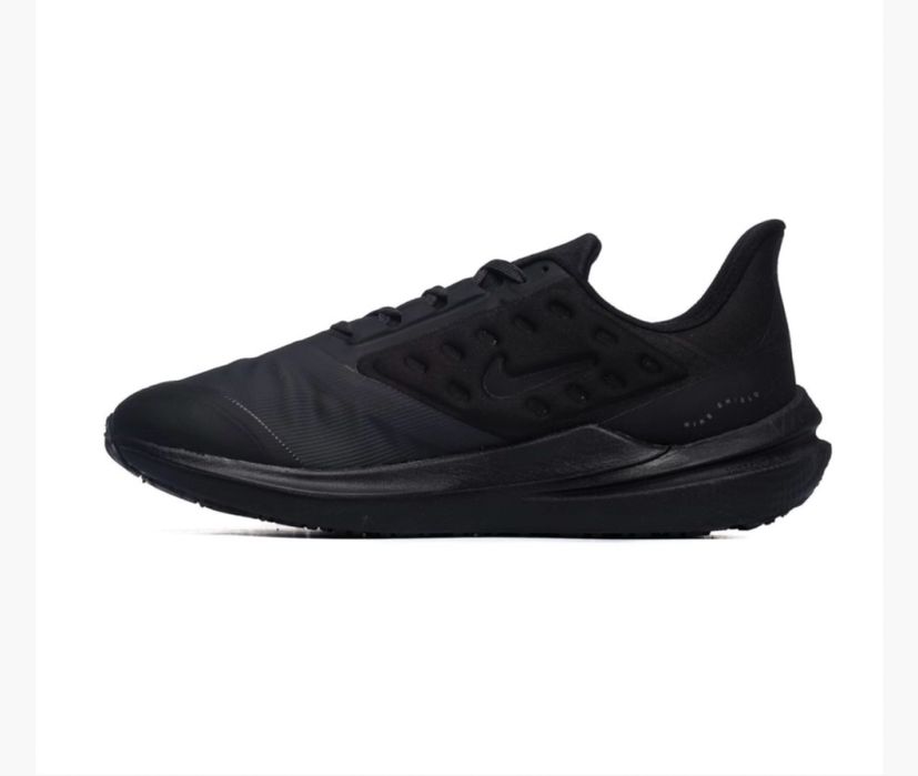 Оригінал Nike Air Winflo 9 Shield  DM1106-007.  /26,5см,27см,27,5см,28см,28,5см,29,5см,30см)