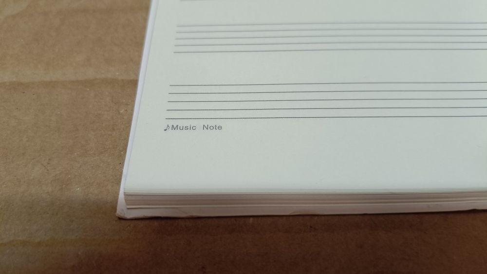50 stron Notatnik z rękopisem do notacji muzycznej
50 stron Notatnik z