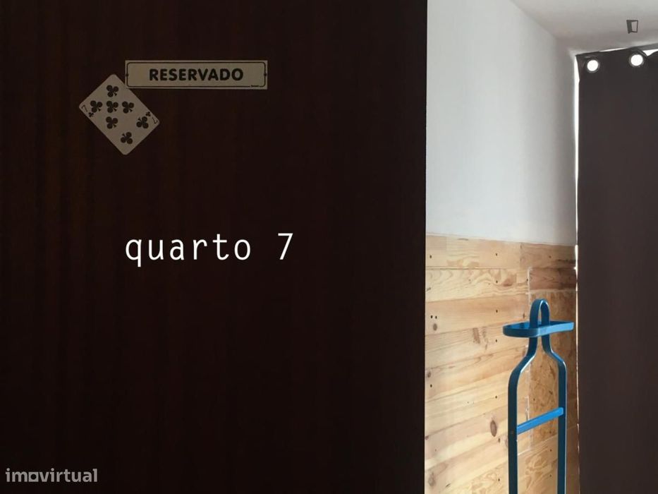 Quarto - localizado em Sé de Braga e São Lázaro Braga
