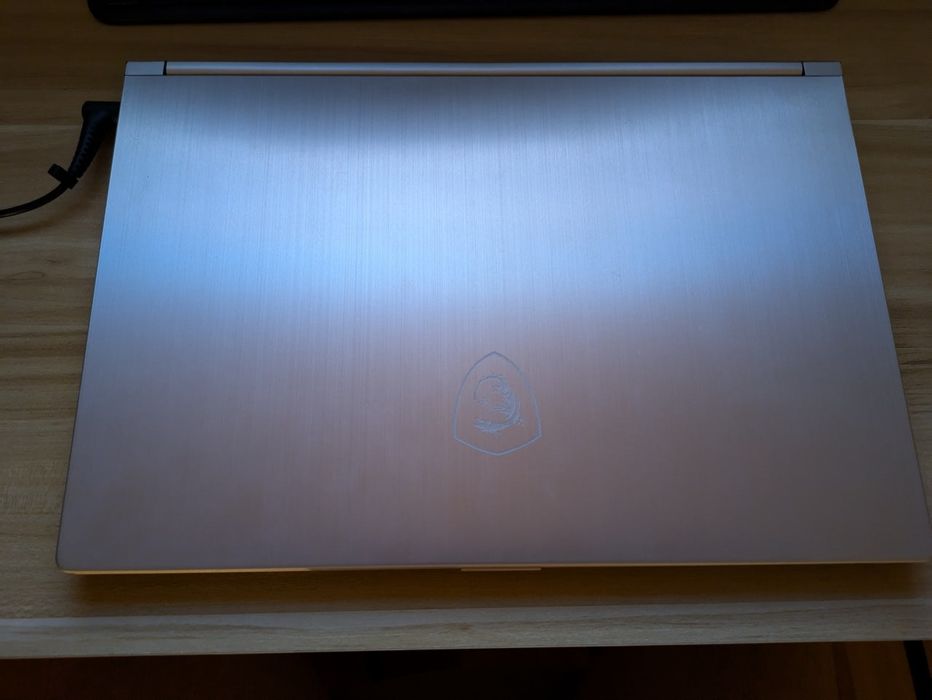 Portátil MSI PS42 8RA