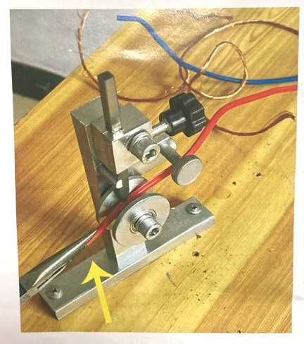 Съёмник изоляции проводов