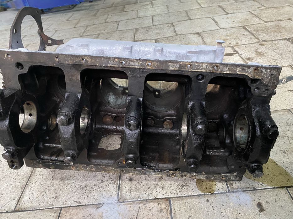 Блок двигуна д240(мтз)