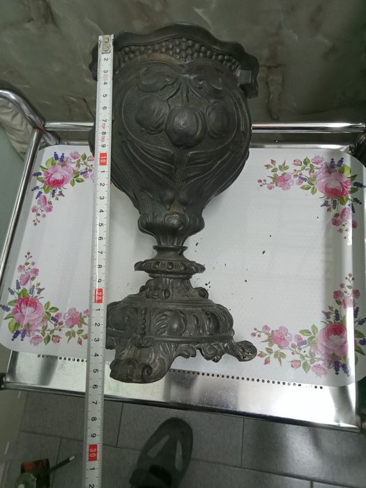 Підставка під гасову лампу