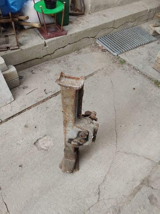 Lewar kolejowy 5ton