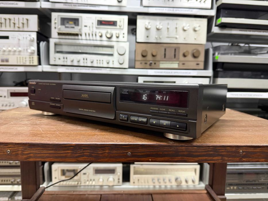 Odtwarzacz płyt CD Technics SL-PG380A Audio Room