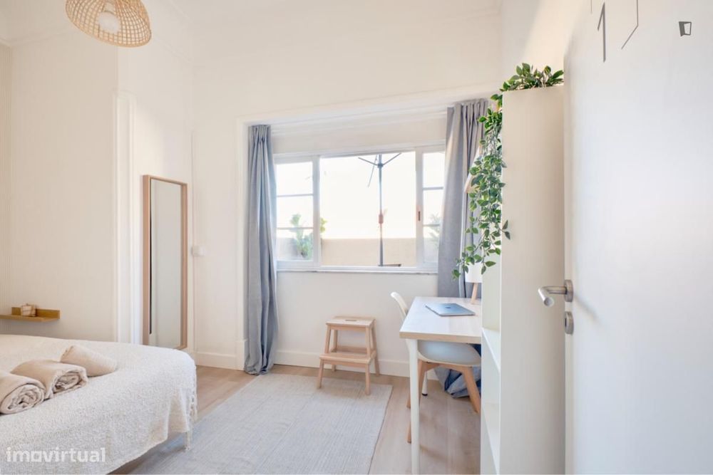 Quarto - localizado em Alameda Lisbon