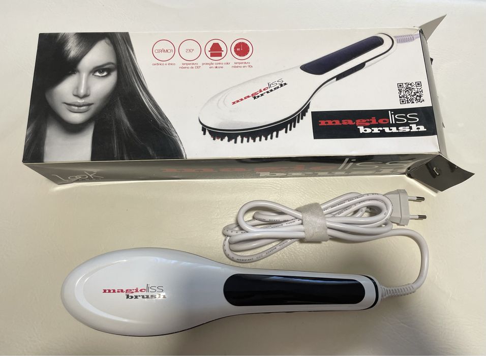 Prancha e escova de alisamento