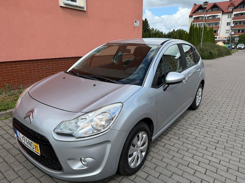 Nowy model stary dobry silnik pod lpg tempomat klimatyzacja bardzo ładny stan