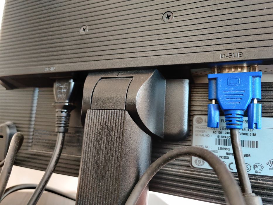 Monitor LG antigo423377797833697282