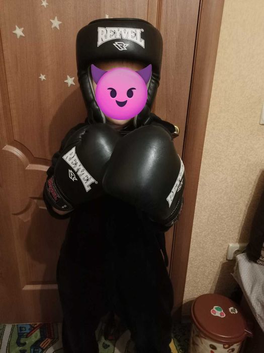 шлем перчатки !!