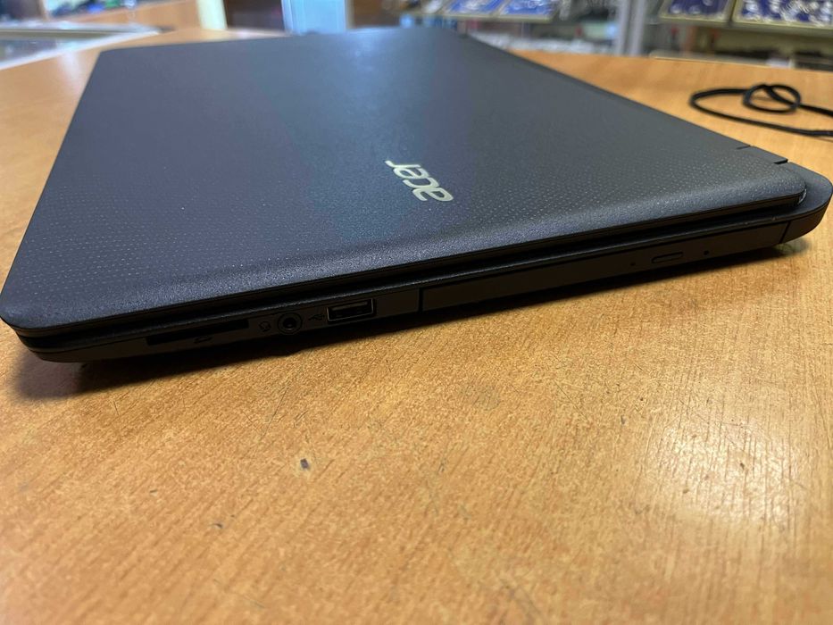 Laptop Acer Aspire ES1-523-85WM SSD 500 GB Windows 11