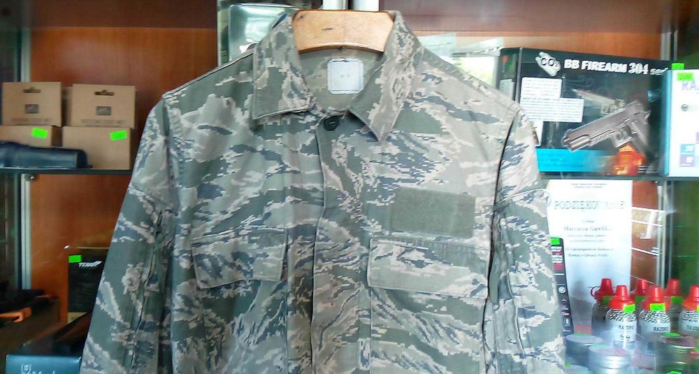 Bluza US Air Force Coat Airman`s Battle USAF Tiger Stripe r M-R