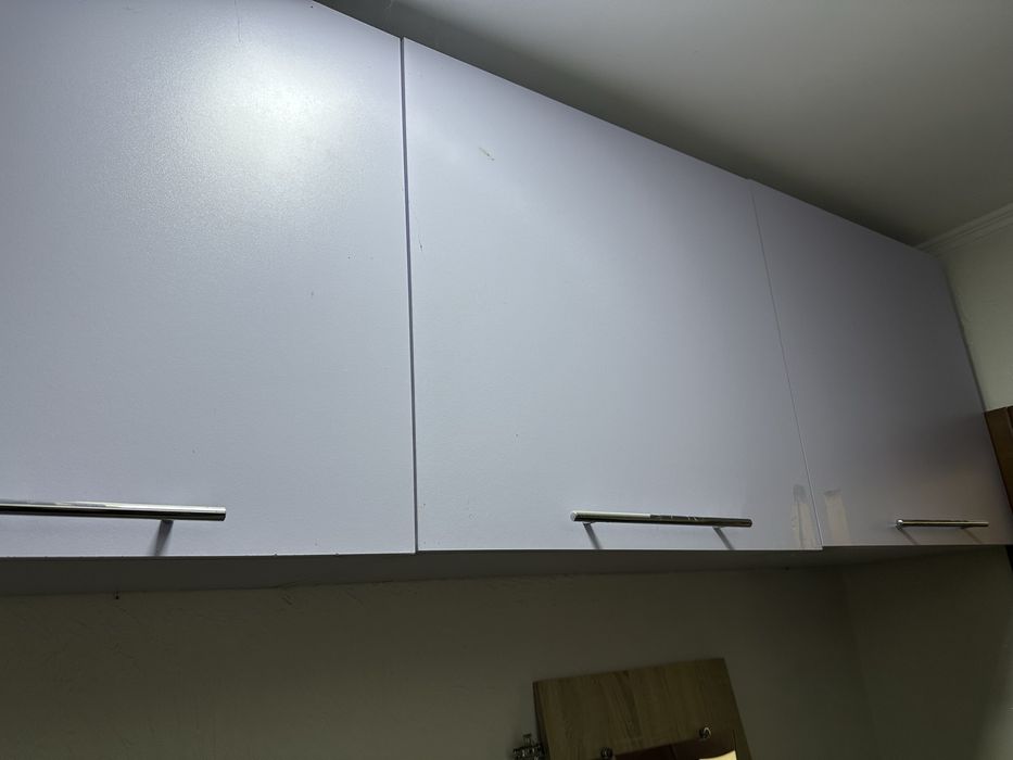 Шкафчик підвисний