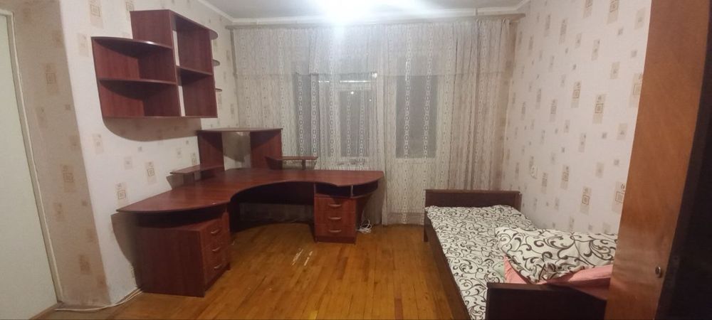 Здається 3-к. кв. вул. М. Приймаченко 27, 2 поверх