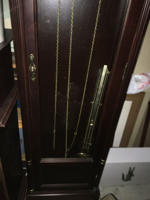 Relógio Mecânico, Pêndulo Vertical,(Madeira Maciça).