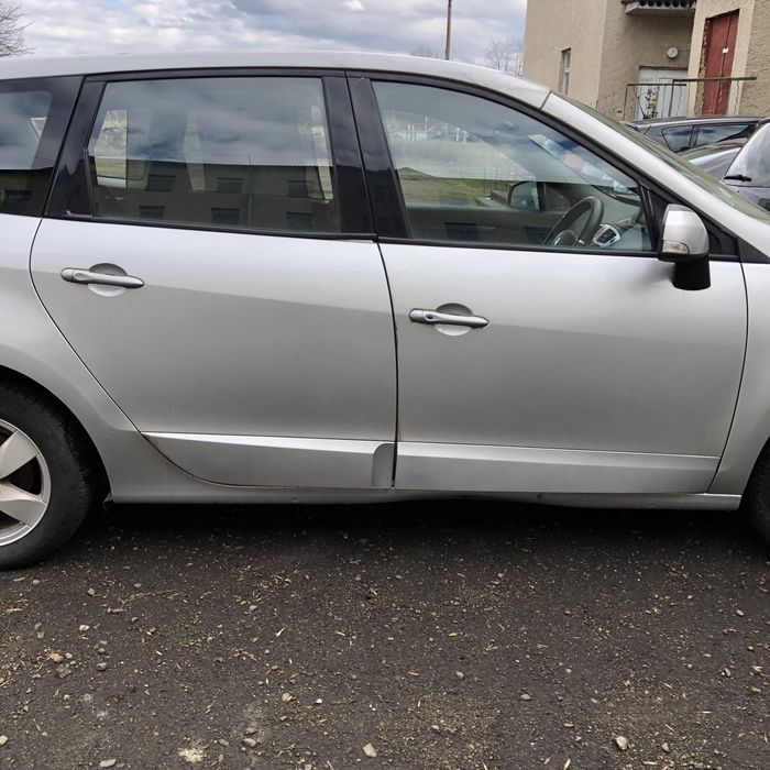 Капот Renault Scenic 3 Гранд Сценік 3 09-2012р. колір TED69