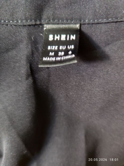 Чорна блузка Shein