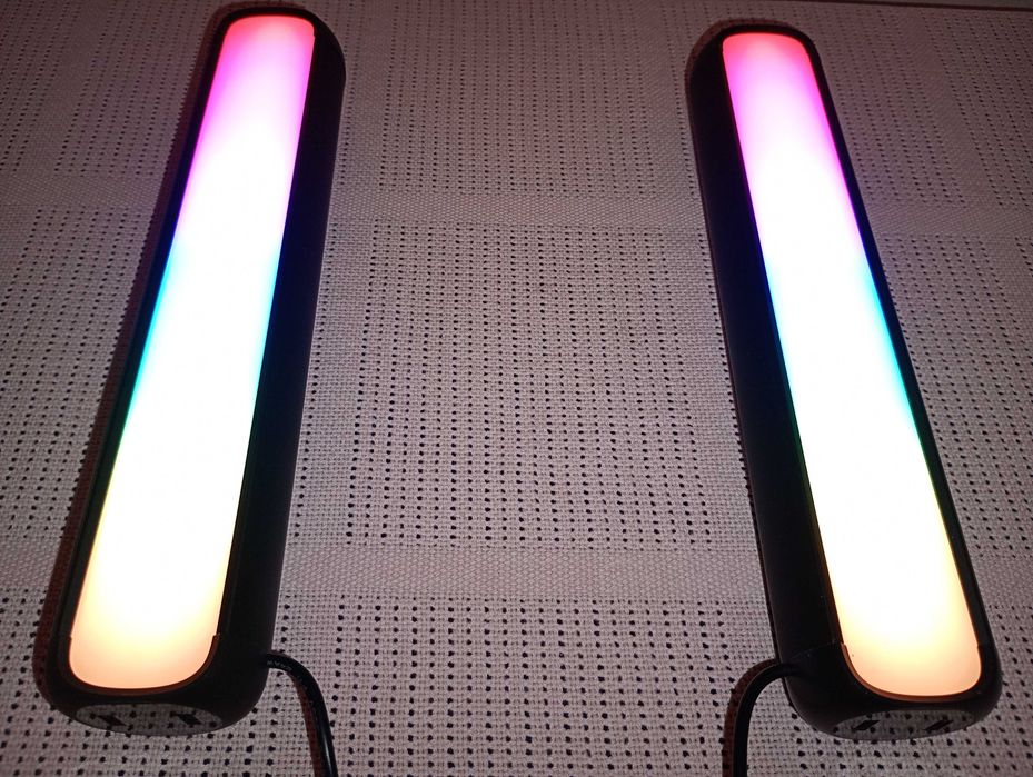 Розумні світлодіодні RGB-панелі Tuya Smart LED (WDW-01) з Bluetooth/Wi-Fi