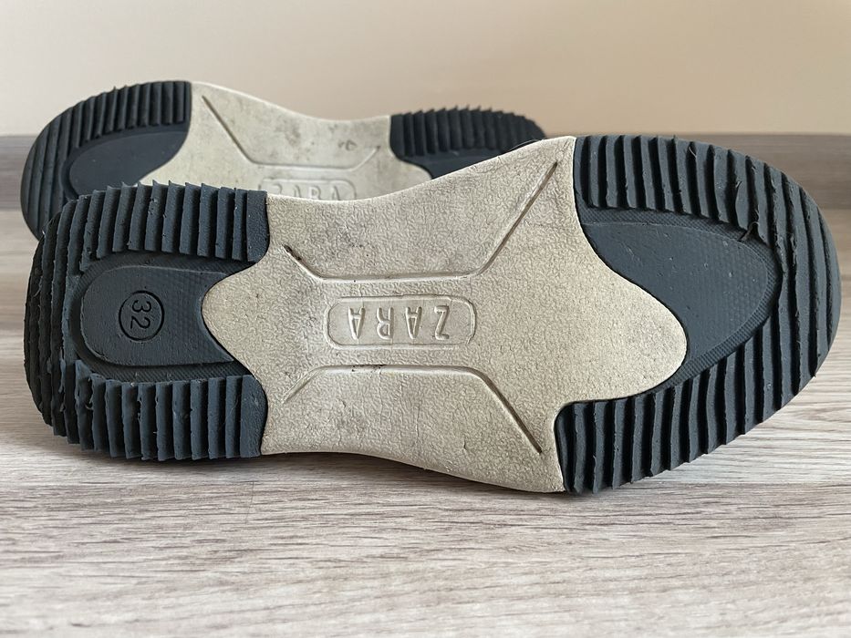Продається взутт кроси хайтопи zara 32розмір
