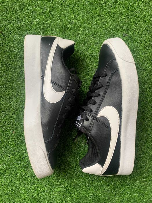 Nike Court Royale Black White