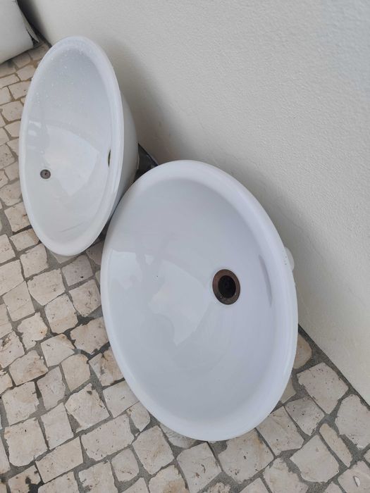 Lavatórios em cerâmica