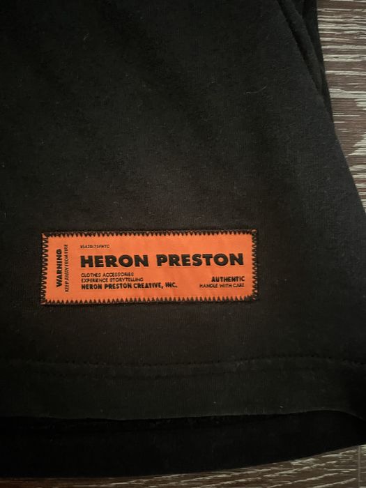 футболка HERON PRESTON стиль rap y2k drip