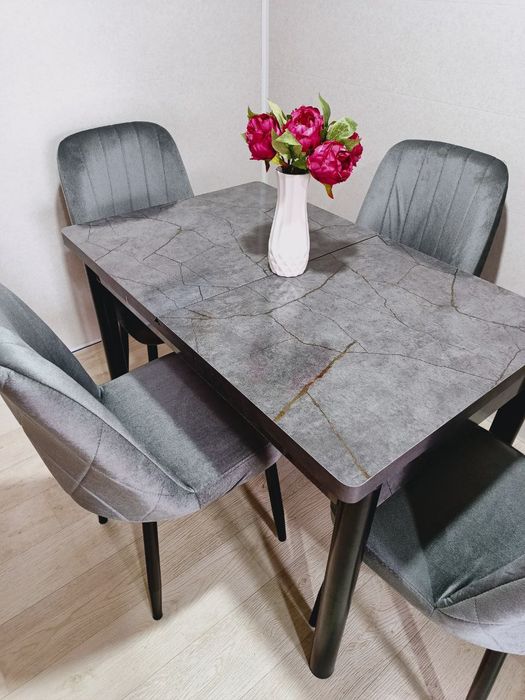 Стіл обідній розкладний + 4(6) стільців. Крістал