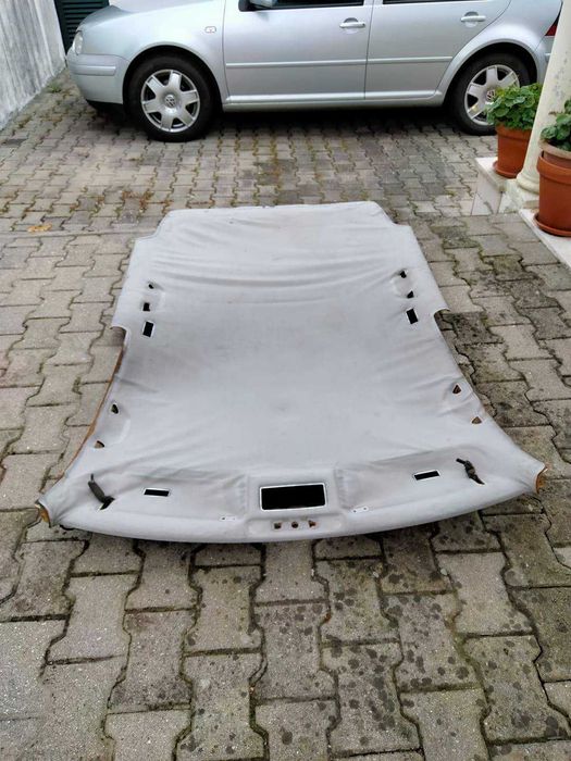 Porta lado direito + Porta Bagageira Golf IV 1900 TDI - IMPECAVEL