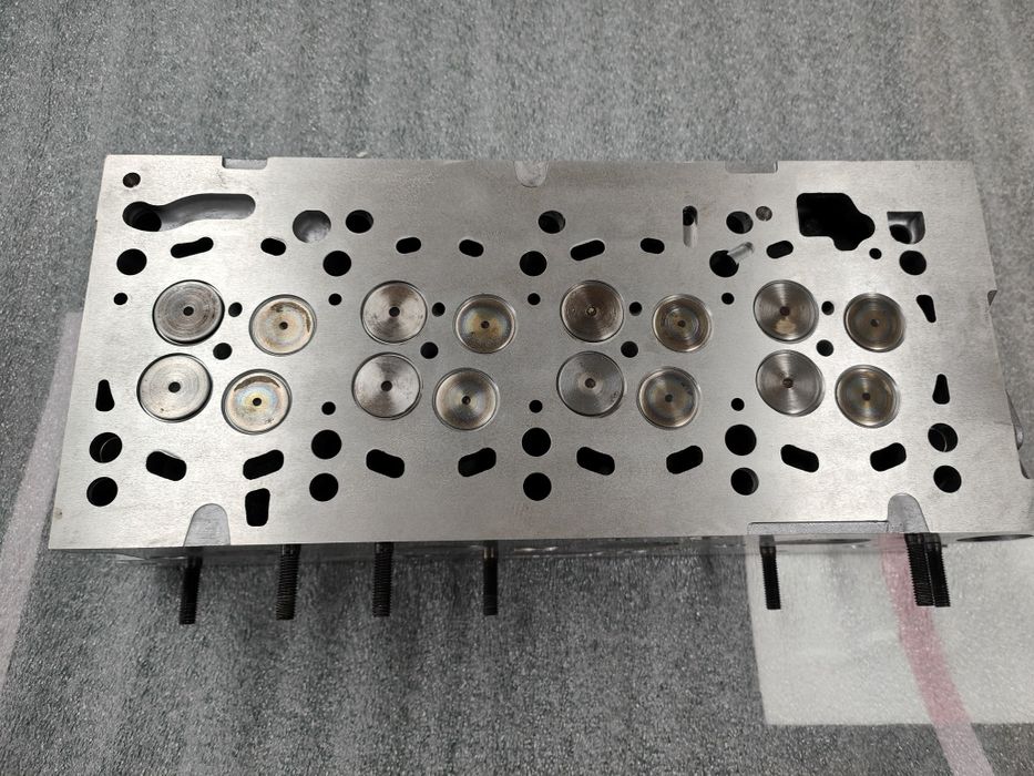 Cabeça motor 2.0 TDI 184cv SKODA Octavia (OEM 2 anos uso)