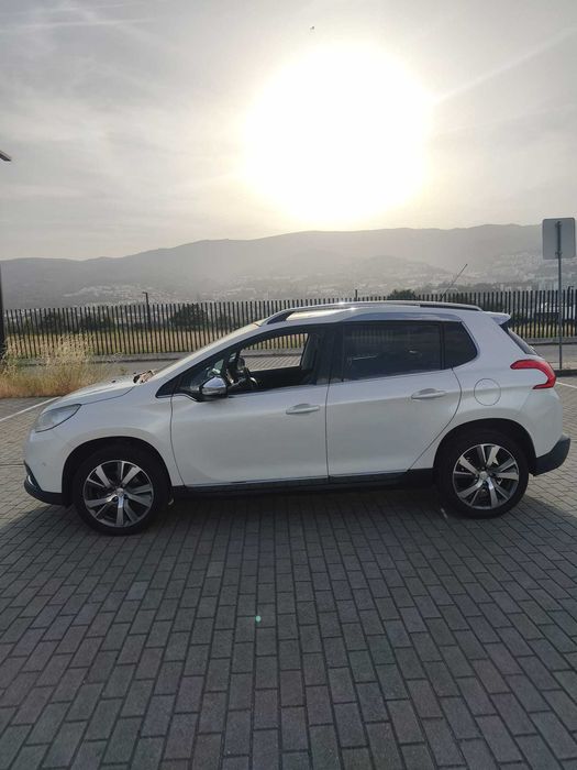 Peugeot 2008 Allure, 1.6 BlueHdi, 120 cv