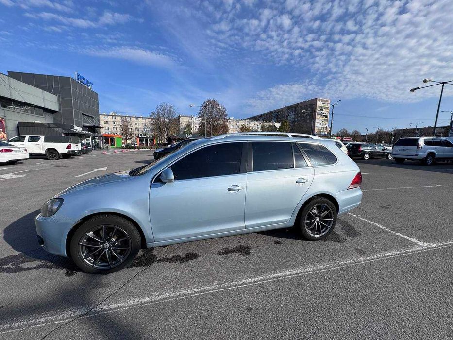Volkswagen Golf 2011