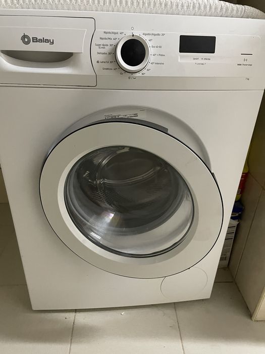 Maquina de lavar roupa