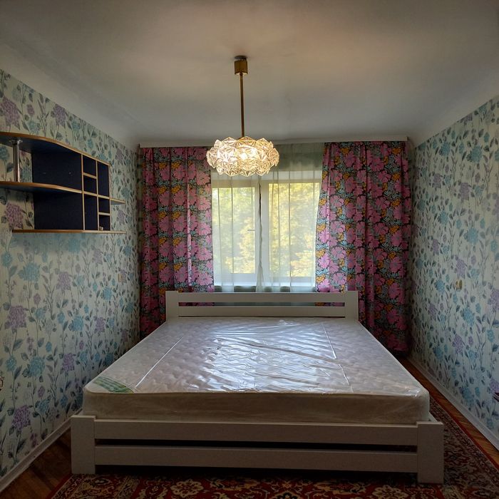 Подобово 3-х кімнатна квартира. Центр. Мінімум 2 ночі.