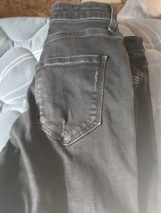 Жіночі джинси ZARA