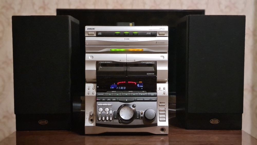 Музыкальный центр Sony RX88