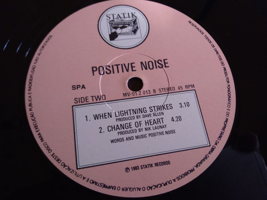 Álbum vinil Positive Noise ‎– When Lightning Strikes de 1983