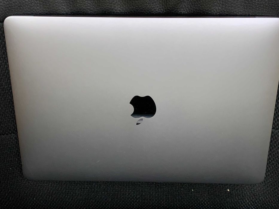 Macbook Pro 13" de 2017 intel i5 256GB e 16GB Ram Full Apps