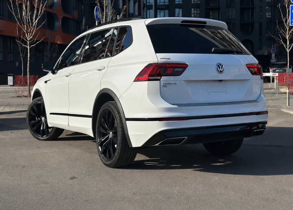 Volkswagen Tiguan R-Line 2.0TSI 2020