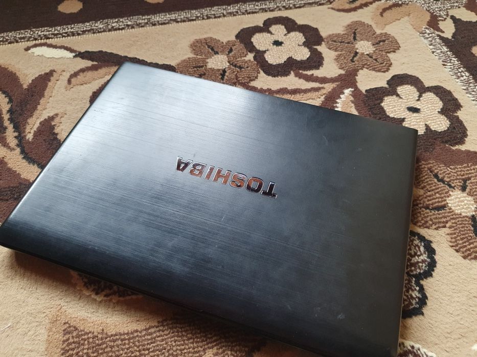 Laptop Toshiba Windows 10 Pro