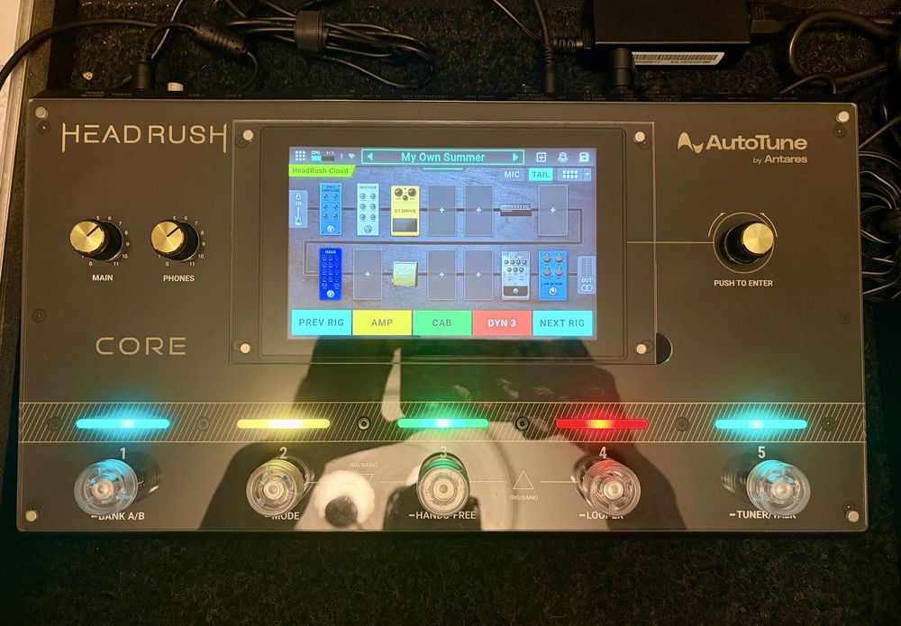 Headrush Core - pedaleira/amp modelling de guitarra/voz