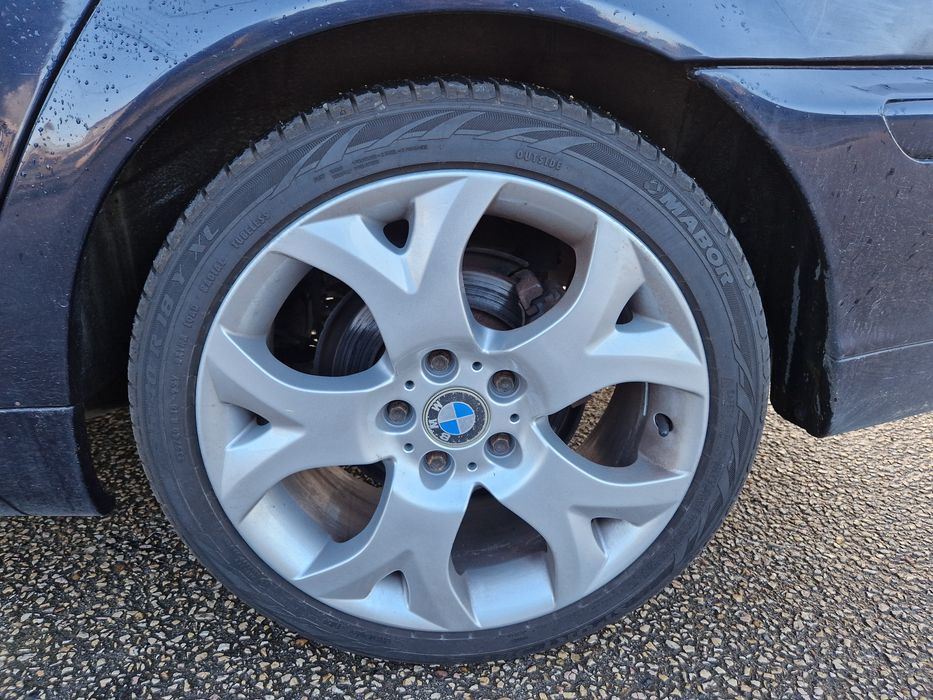 Pneus 235/40 R18 NOVOS