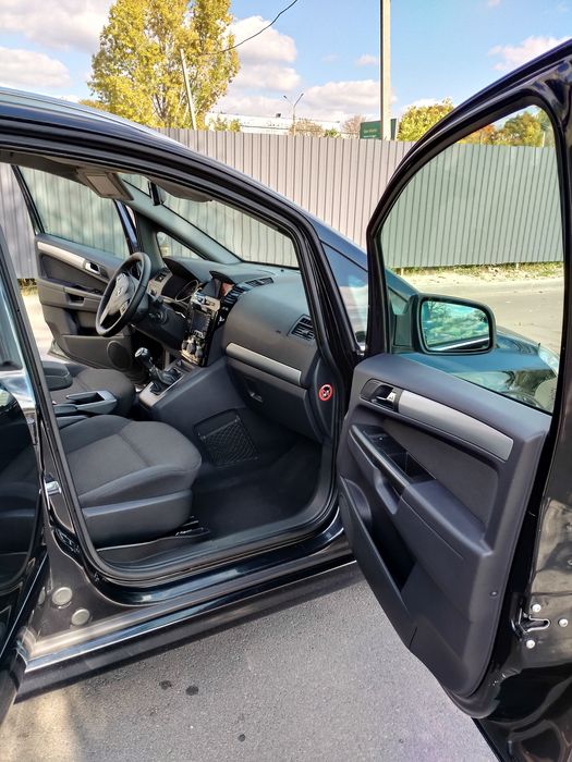 Opel ZAFIRA B, 1.8 бензин, 2012р., щойно з Німеччини.