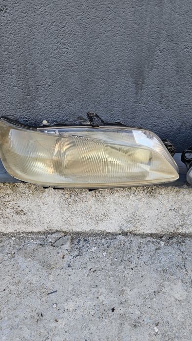 Faróis peugeot 306